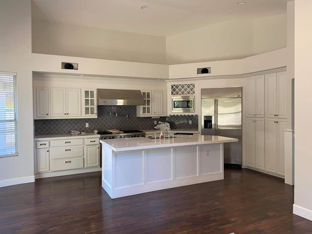 Kitchen Cabinet and Wall Painting Tucson Painted kitchen cabinets and walls in Tucson home for a modern upgrade.
