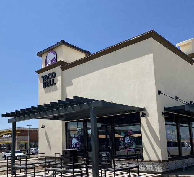 Tucson commercial exterior painting at a Taco Bell with fresh, modern colors.